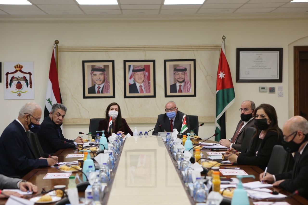 وزيرة الإعمار تبحث مع نظيرها الأردني تفعيل العمل المشترك بين البلدين في المجال العمراني
