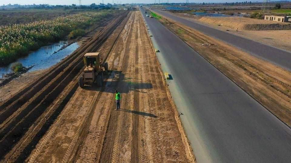 وزارة الإعمار تواصل تنفيذ مشروع توسعة طريق (كوت – بغداد)