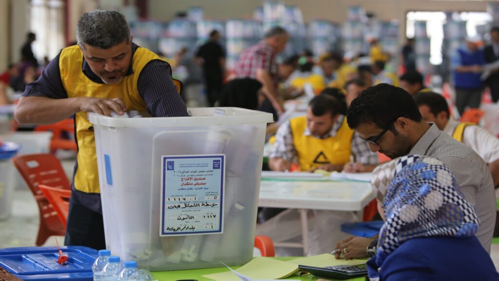 مستشار الكاظمي يؤكد: جميع الأمور تسير نحو إجراء الانتخابات في موعدها