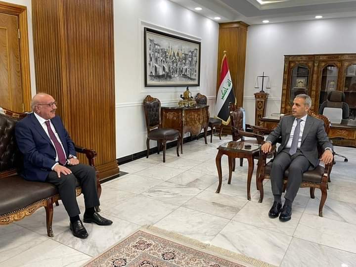 نقيب المحامين العراقيين يزور رئيس مجلس القضاء الأعلى