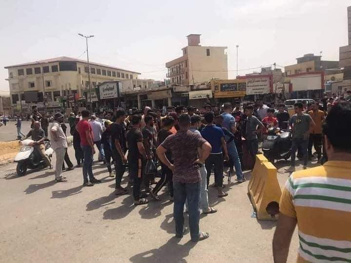 تظاهرات في بعض مناطق بغداد احتجاجا على قرار الحظر الشامل.. صور