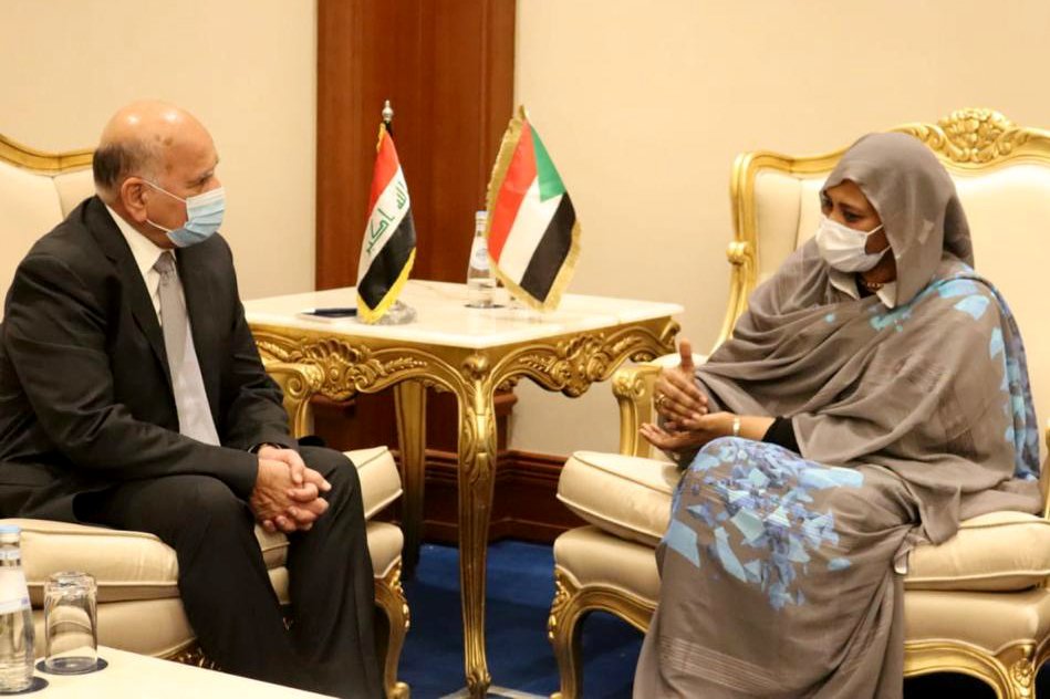 وزير الخارجيَّة يلتقي نظيرته السودانية في الدوحة