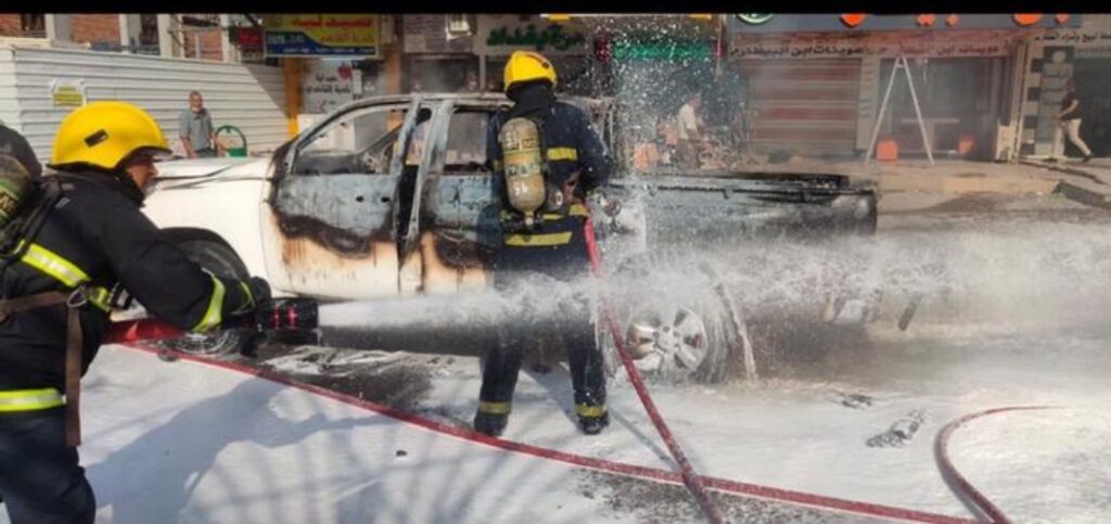السيطرة على حريق اندلع بعجلة تحمل اسطوانات اوكسجين في بغداد