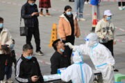 الصين تعلن تفشي وباء كورونا في 14 مقاطعة