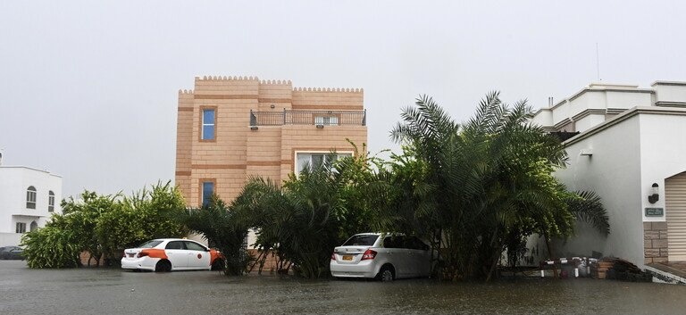 ست محافظات يمنية مهددة بتعرضها لاعصار شاهين