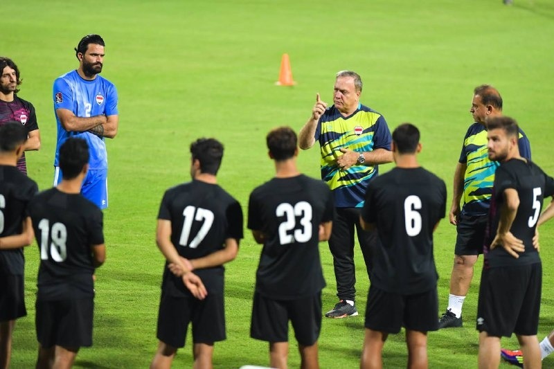المنتخب الوطني يواصل التحضيرات استعداداً لمواجهة الإمارات
