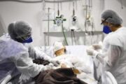 الصحة تحذر في بيان من دخول العراق بموجة وبائية رابعة