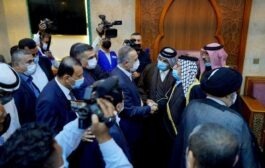 الكاظمي يحضر مجلس عزاء ضحايا تفجير المستشفى الجمهوري بالبصرة