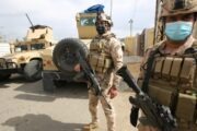 اعتقال إرهابي و17 مطلوبا وضبط أسلحة ومواد مخدرة في بغداد