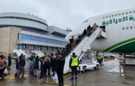 الصحاف يعلن عودة 419 مسافراً من منيسك