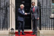 لندن: قطر ستستثمر بقيمة 10 مليارات جنيه استرليني في بريطانيا 