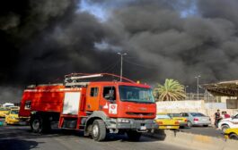 فرق الدفاع المدني تخمد حريقاً اندلع في مخازن تجارية ببغداد