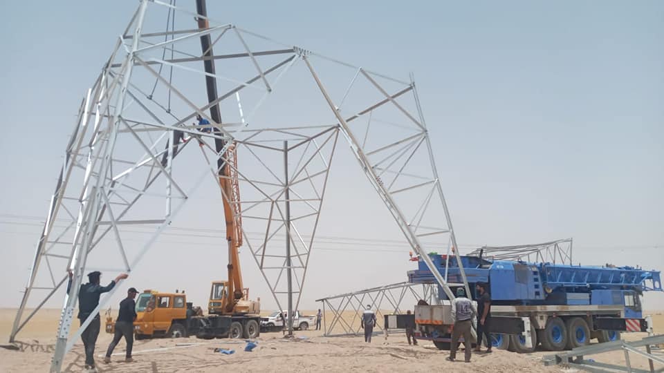 الكهرباء تنجز خط الضغط الفائق جنوبي العراق وتدخله إلى الخدمة 