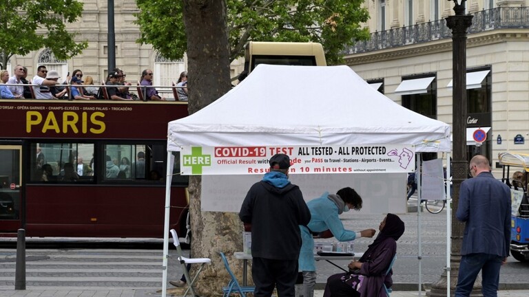فرنسا تسجل أكثر من 200 ألف إصابة بكورونا خلال 24 ساعة 