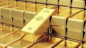 أسعار الذهب تتراجع عالمياً بأكثر من 1.2 بالمئة 