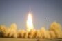 الصين تطلق أول صاروخ متعدد الاستخدام 