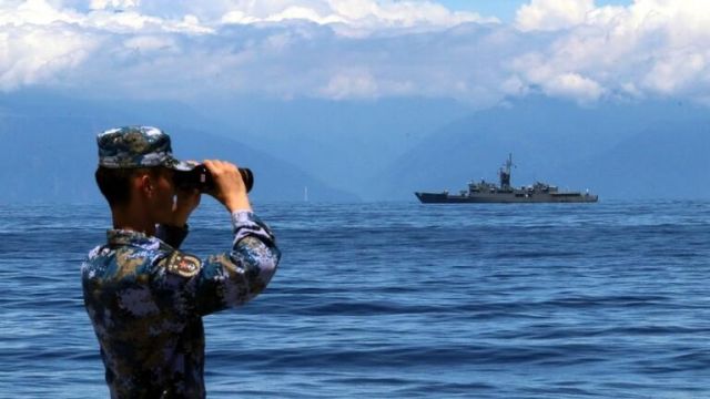 الخارجية الروسية: عبور السفن الأمريكية عبر مضيق تايوان استفزاز جديد 
