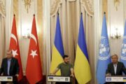 أردوغان يناقش مع زيلينسكي وغوتيريش التسوية الأوكرانية 