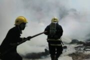 حريق داخل الشركة العامة للزيوت النباتية وسط بغداد 