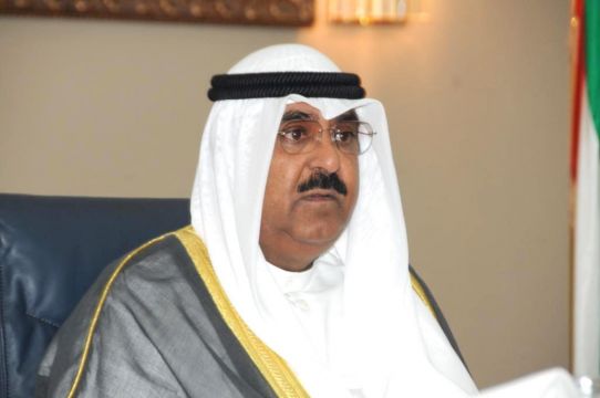 الحكومة الكويتية الجديدة تؤدي اليمين الدستورية أمام ولي العهد 