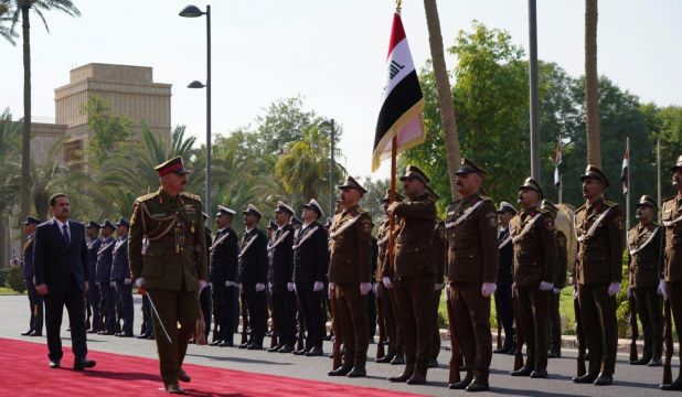 السوداني يتسلم مهامه رسميا رئيساً للحكومة وقائداً عاماً للقوات المسلحة