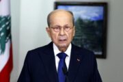 الرئيس اللبناني يوقّع إستقالة حكومة الرئيس نجيب ميقاتي 
