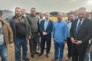 وزير الزراعة يزور معمل الذرة الصفراء في بابل