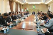 محافظ الأنبار يعقد اجتماعا مع رؤساء الأقسام في ديوان المحافظة